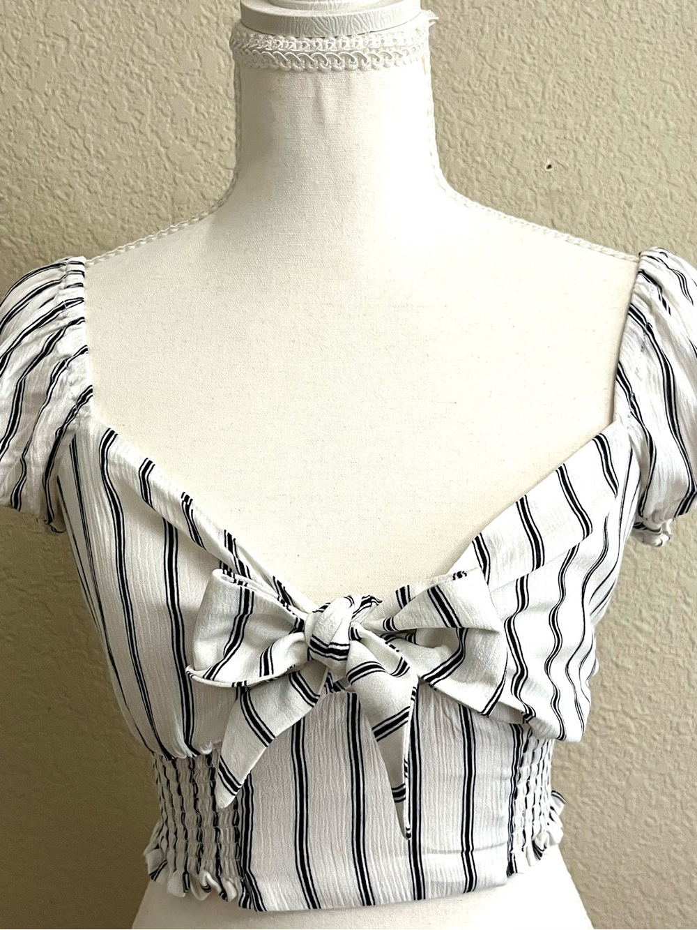 Likley Black-Striped White Tie-Front Crop Top